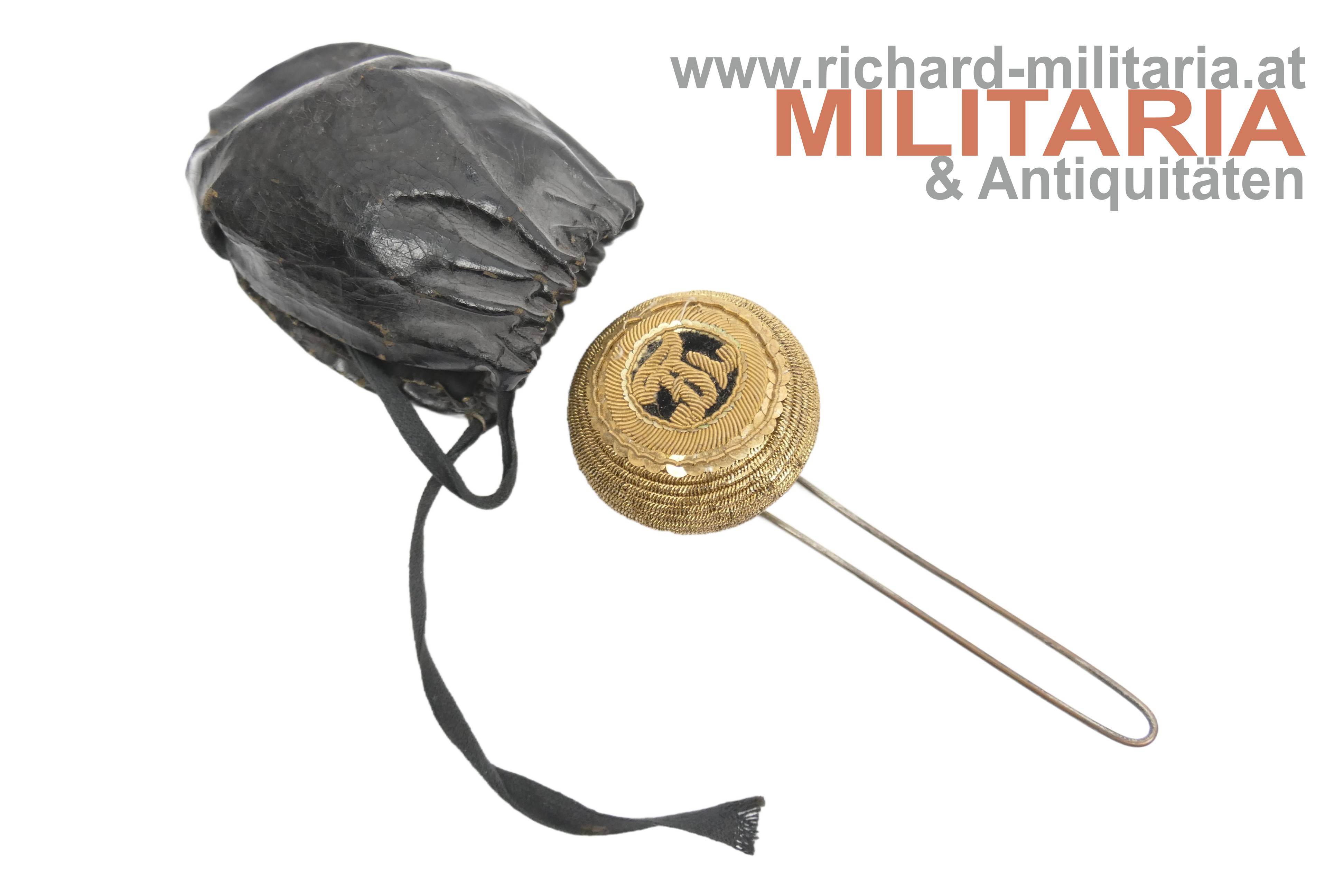k.u.k. Offiziers-Kokarde für den Infanterie-Tschako mit Wachstuchüberzug