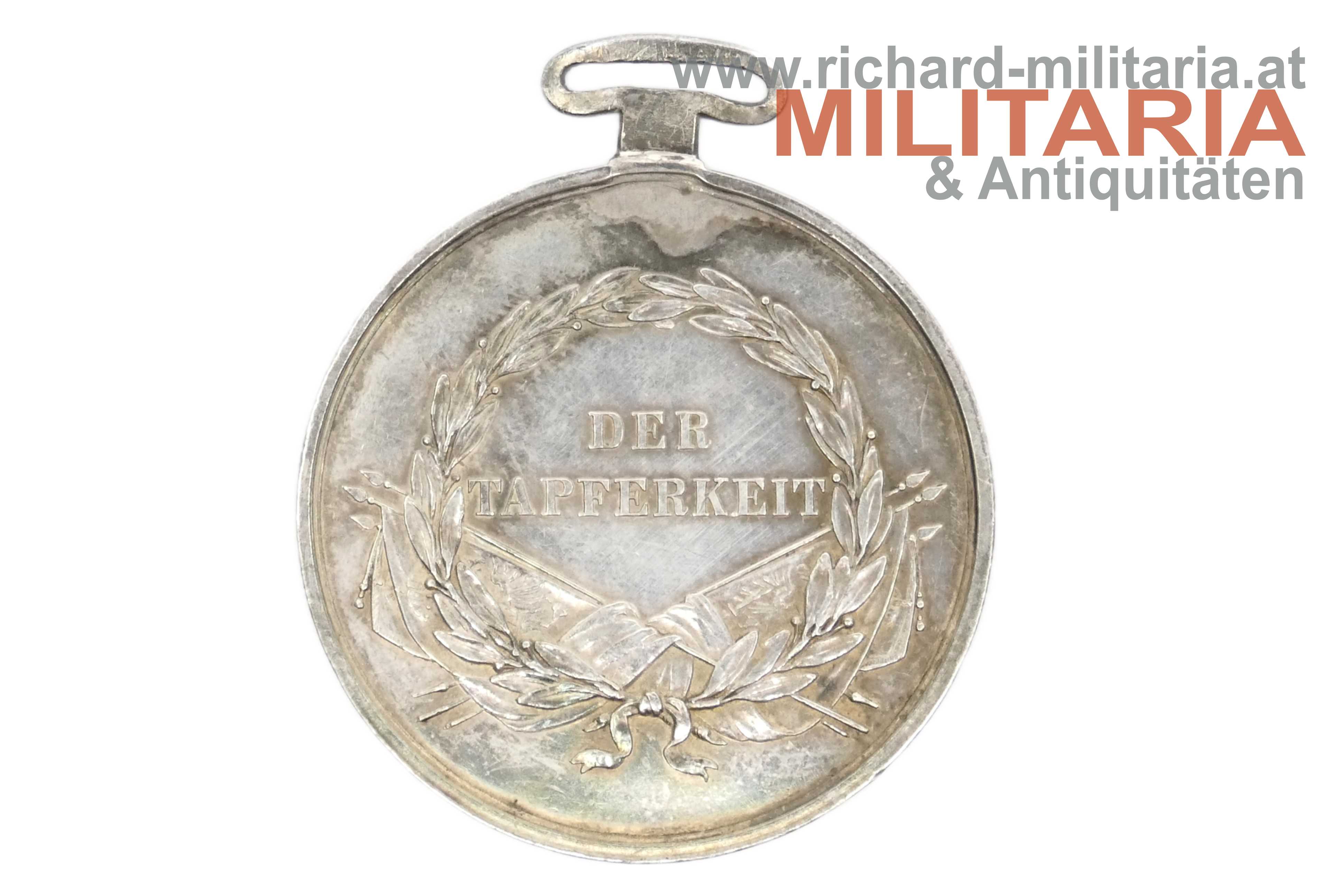 Silberne Tapferkeitsmedaille 1. Klasse Kaiser Franz Joseph - 1. Typ (1848-1859) - Linksportrait ohne Backenbart