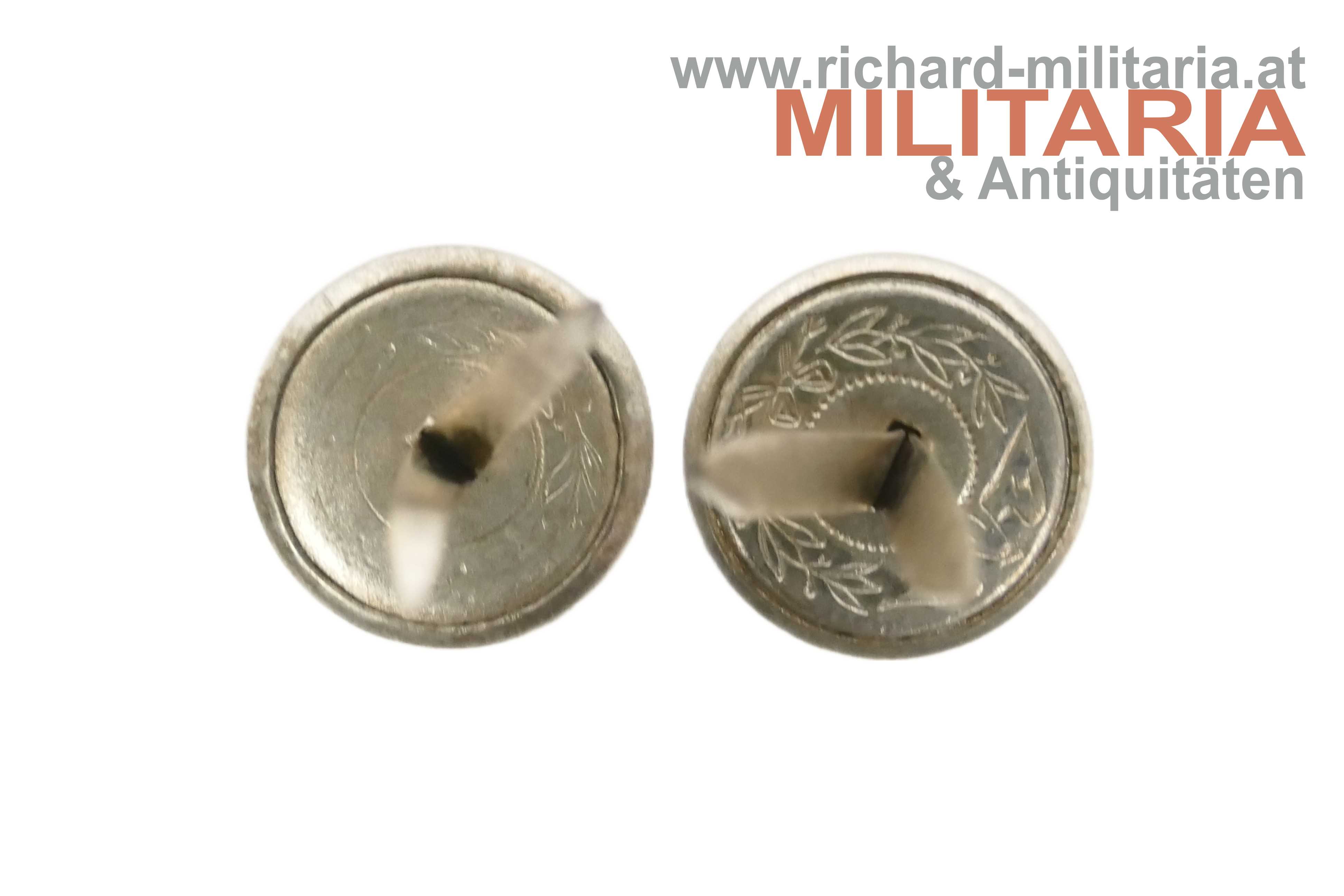 k.u.k. Kappenknöpfe "13" Silber