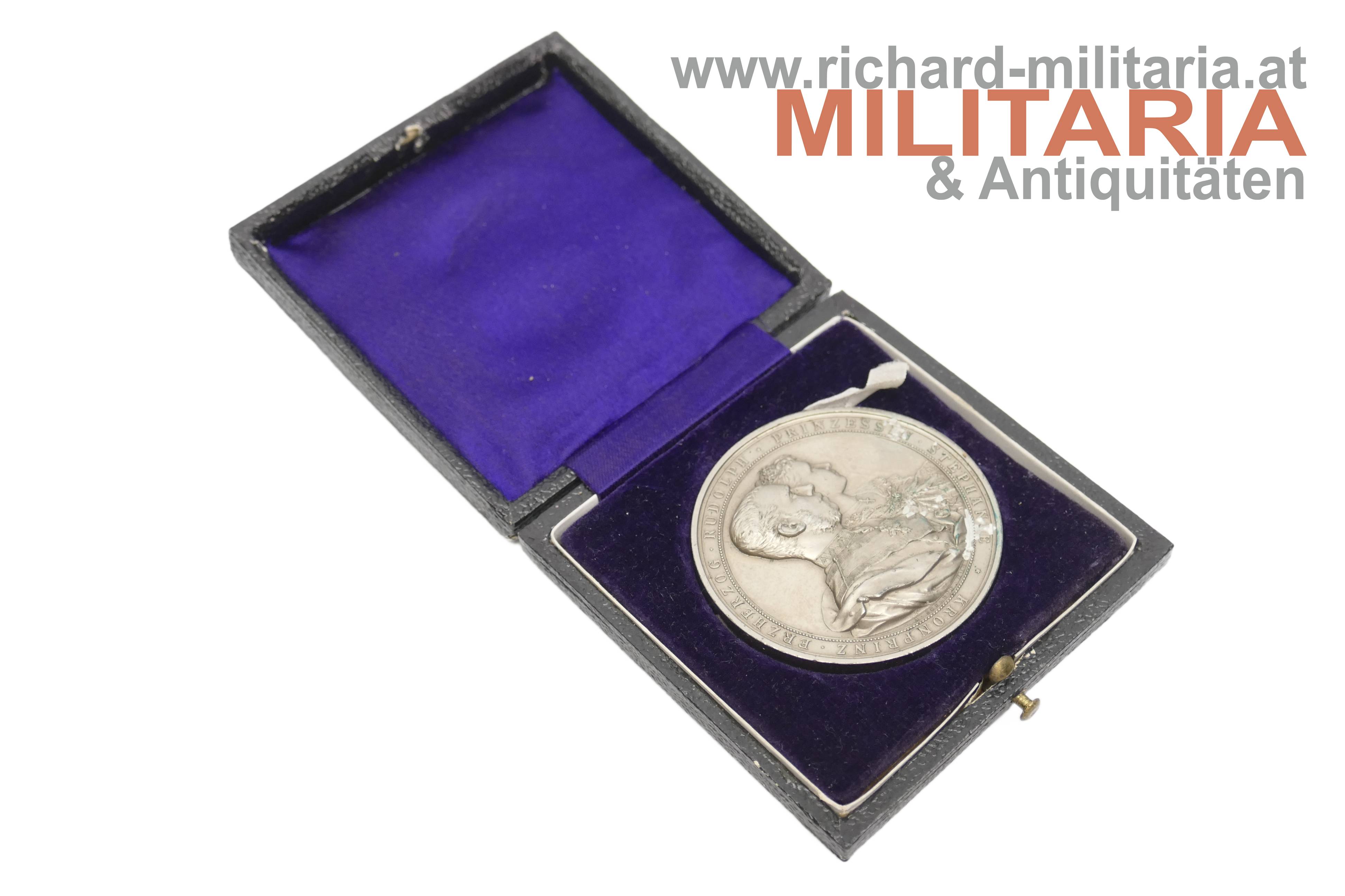 k.u.k. Bronzemedaille im Etui - Vermählung Kronprinz Rudolph mit Prinzessin Stephanie