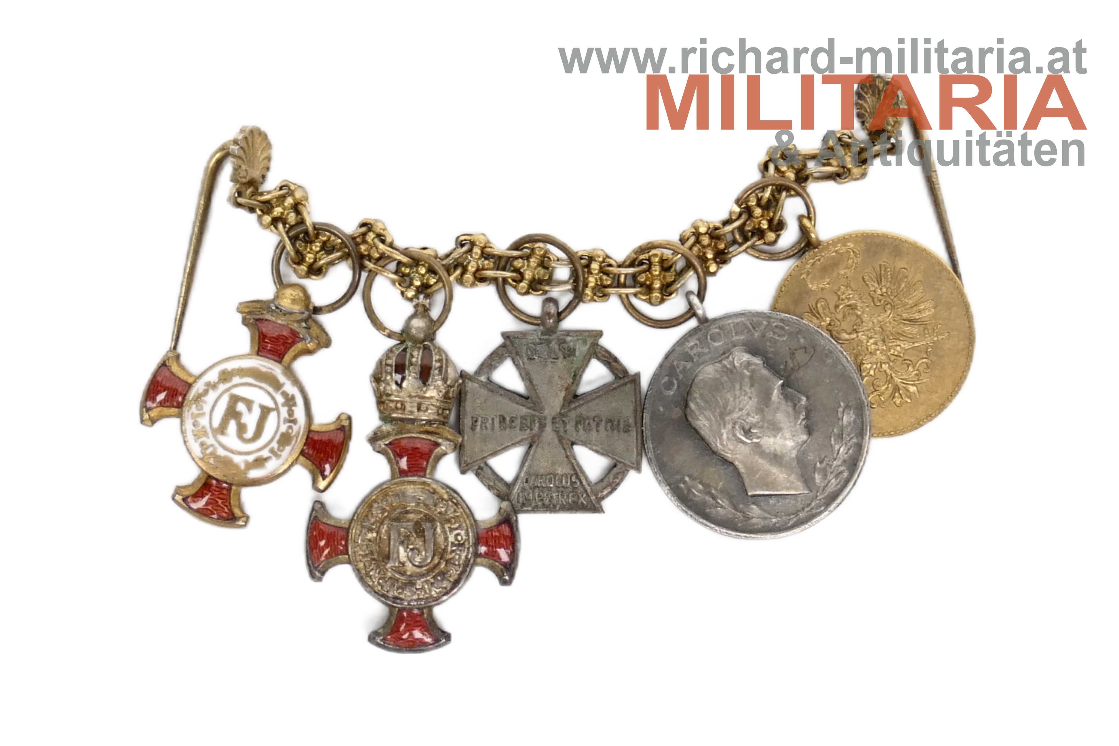 k.u.k. Miniaturenketterl 