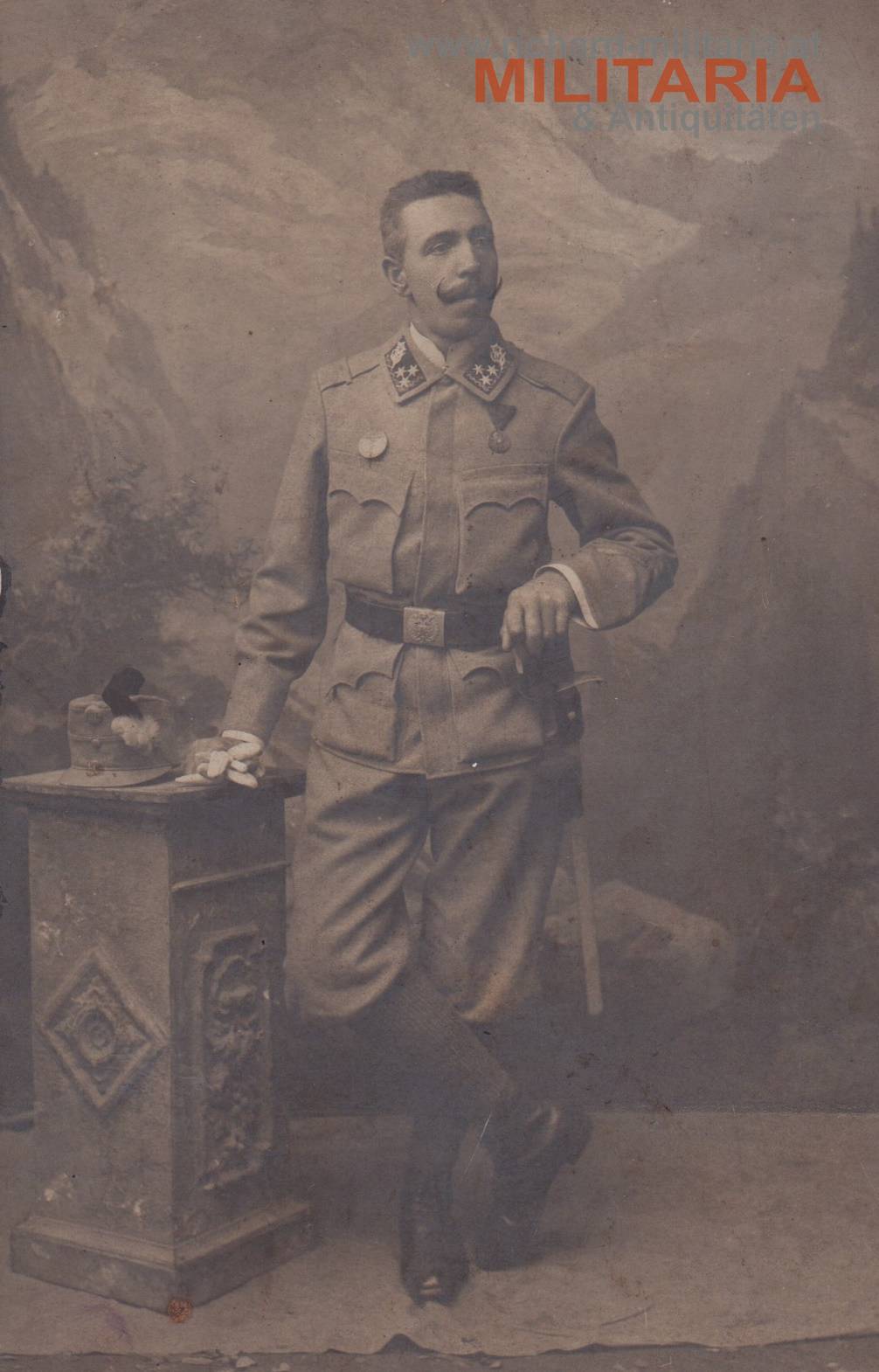 k.k. Foto - Oberjäger eines Landesschützen Regiments