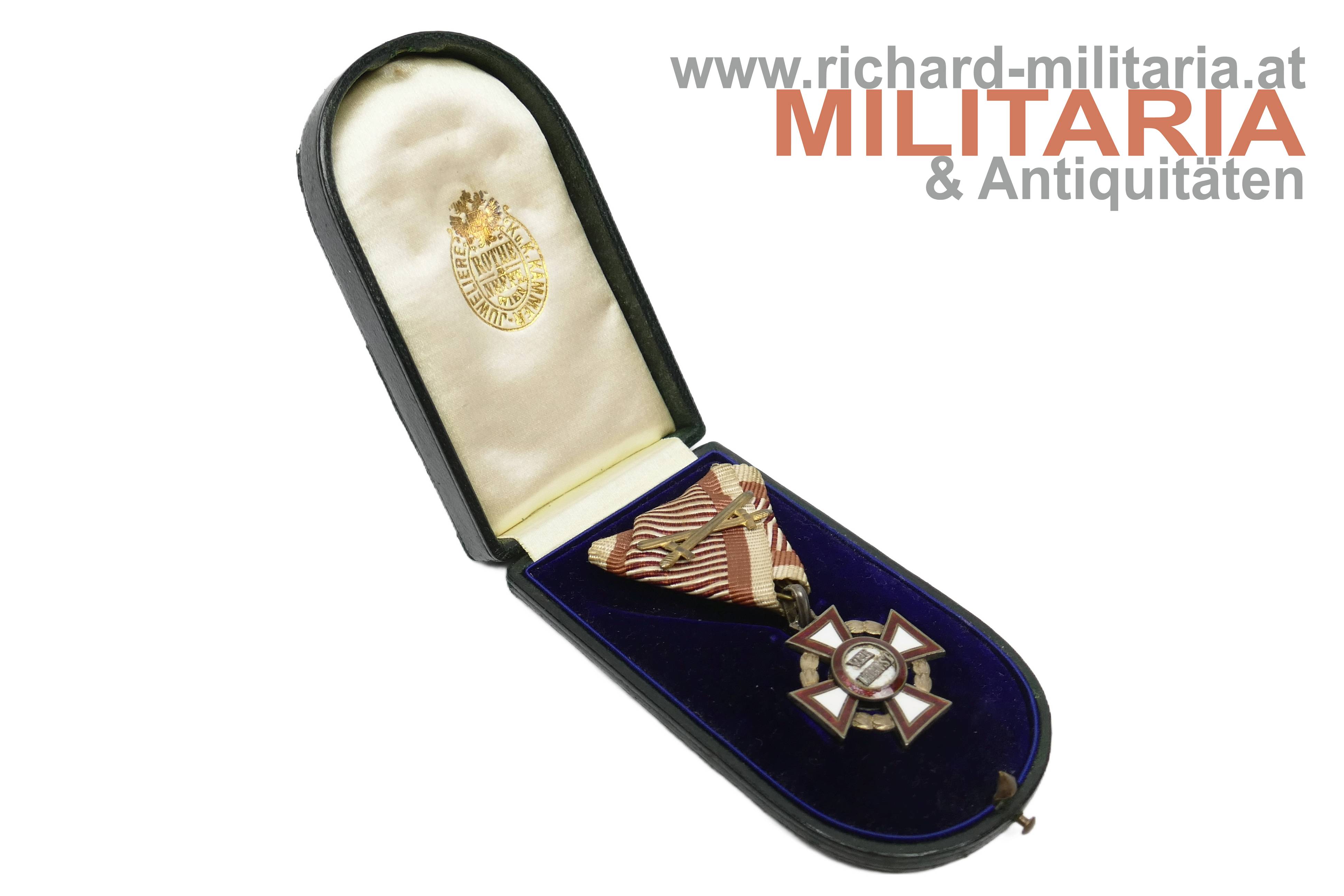 k.u.k. Militärverdienstkreuz 3. Klasse KD + Schw. im Luxusetui