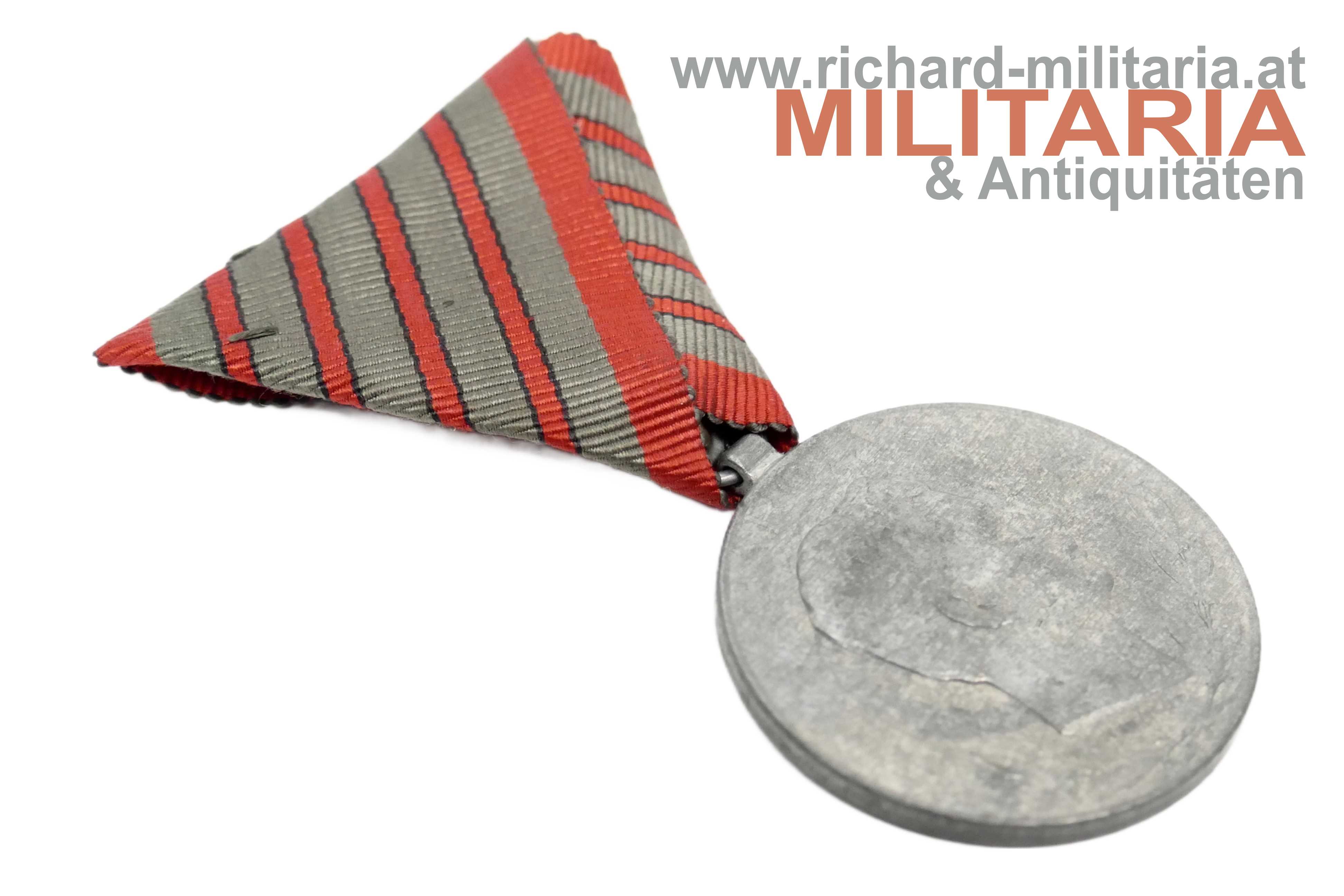 k.u.k. Verwundetenmedaille - 4-fache Verwundung - "WuA" "1918" 