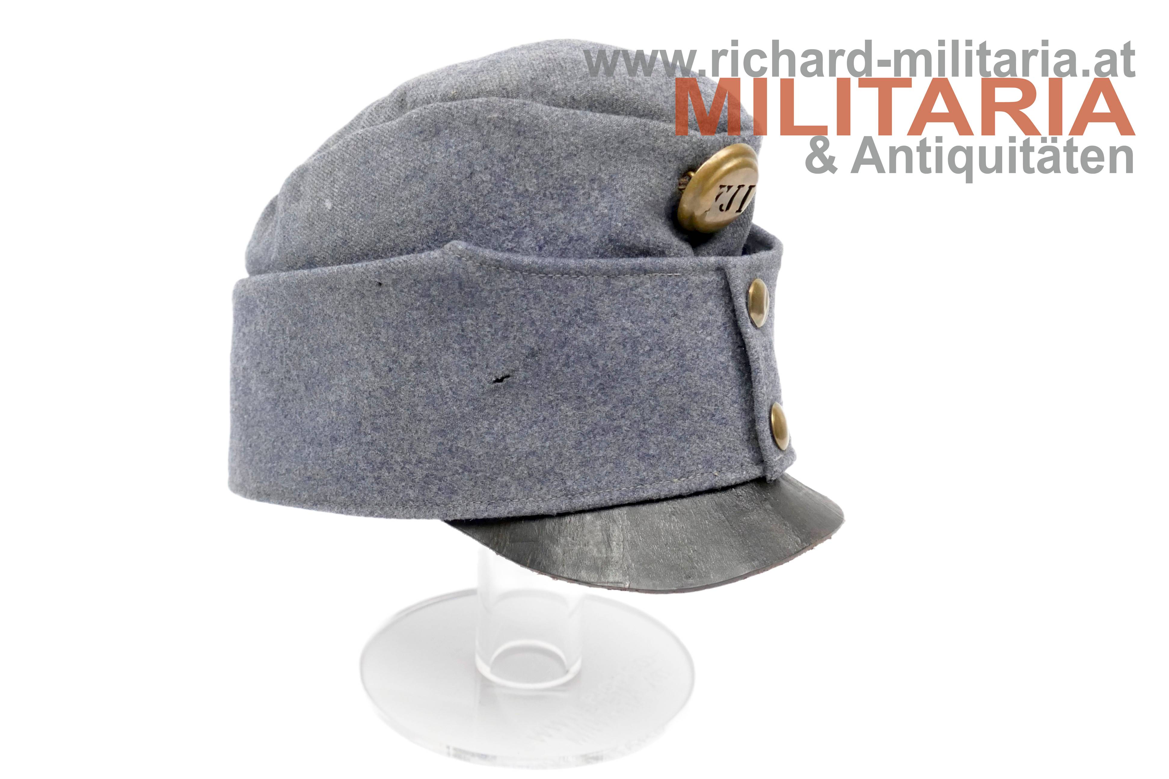 k.u.k. hechtgraue Feldkappe M1908 für Mannschaften - "M.D.1 1915"