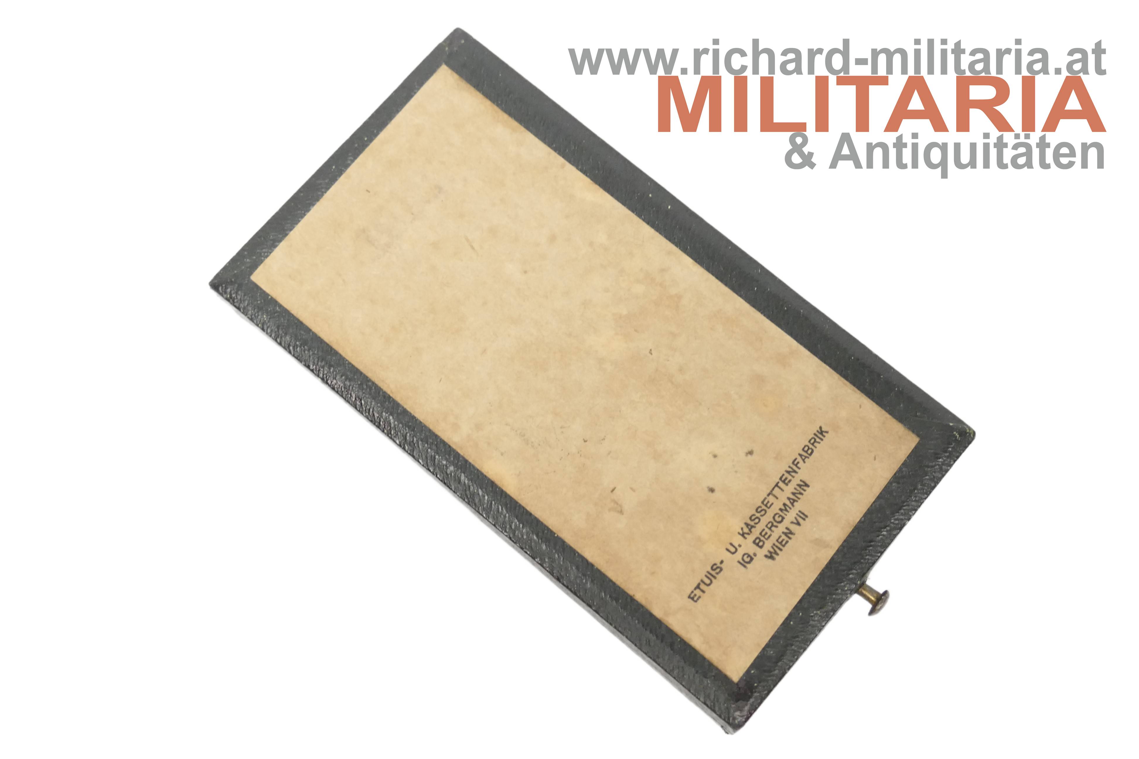 k.u.k. Etui zum Silbernen Verdienstkreuz mit der Krone