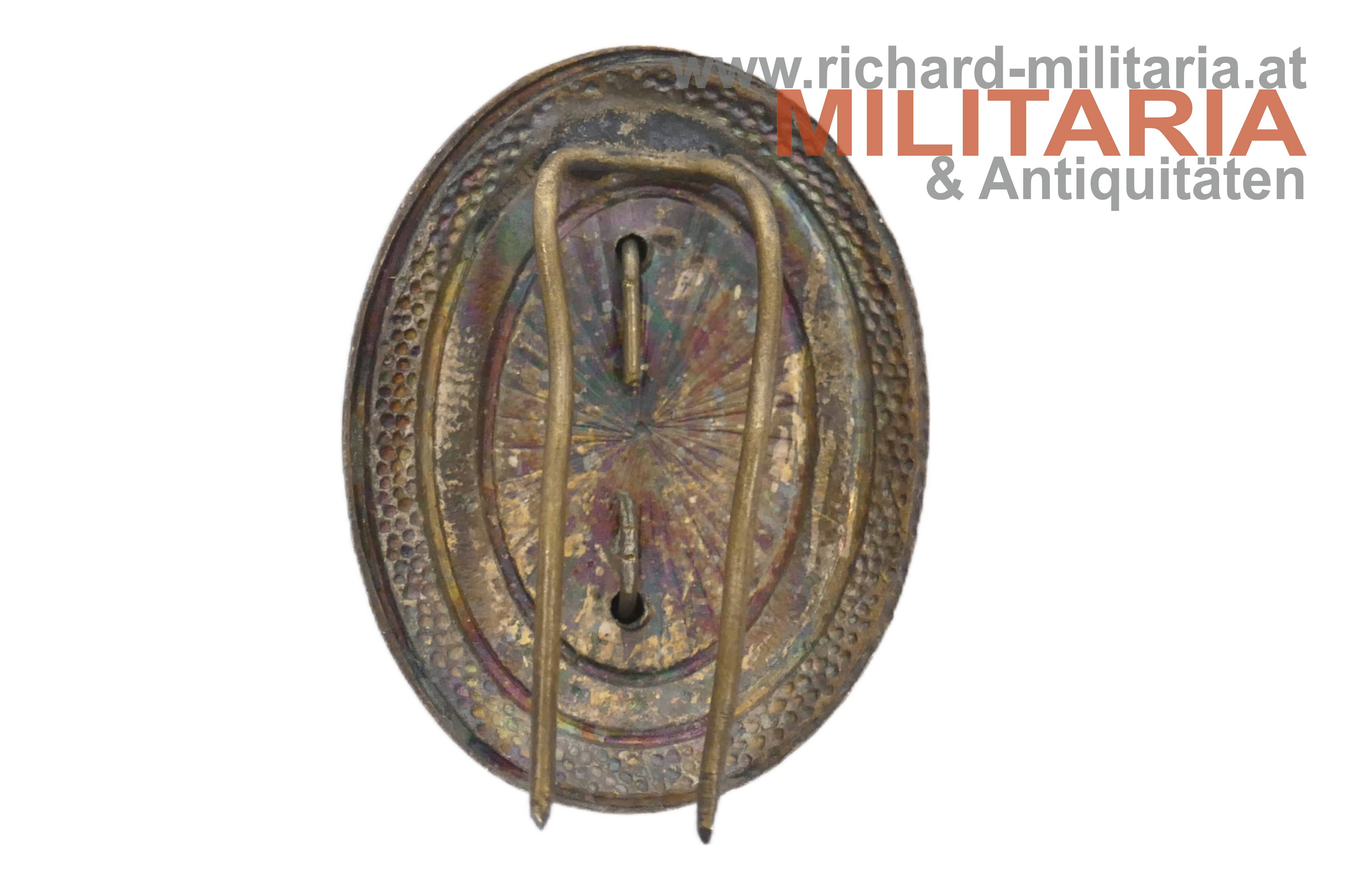 Serbien - Mützenkokarde für Polizei