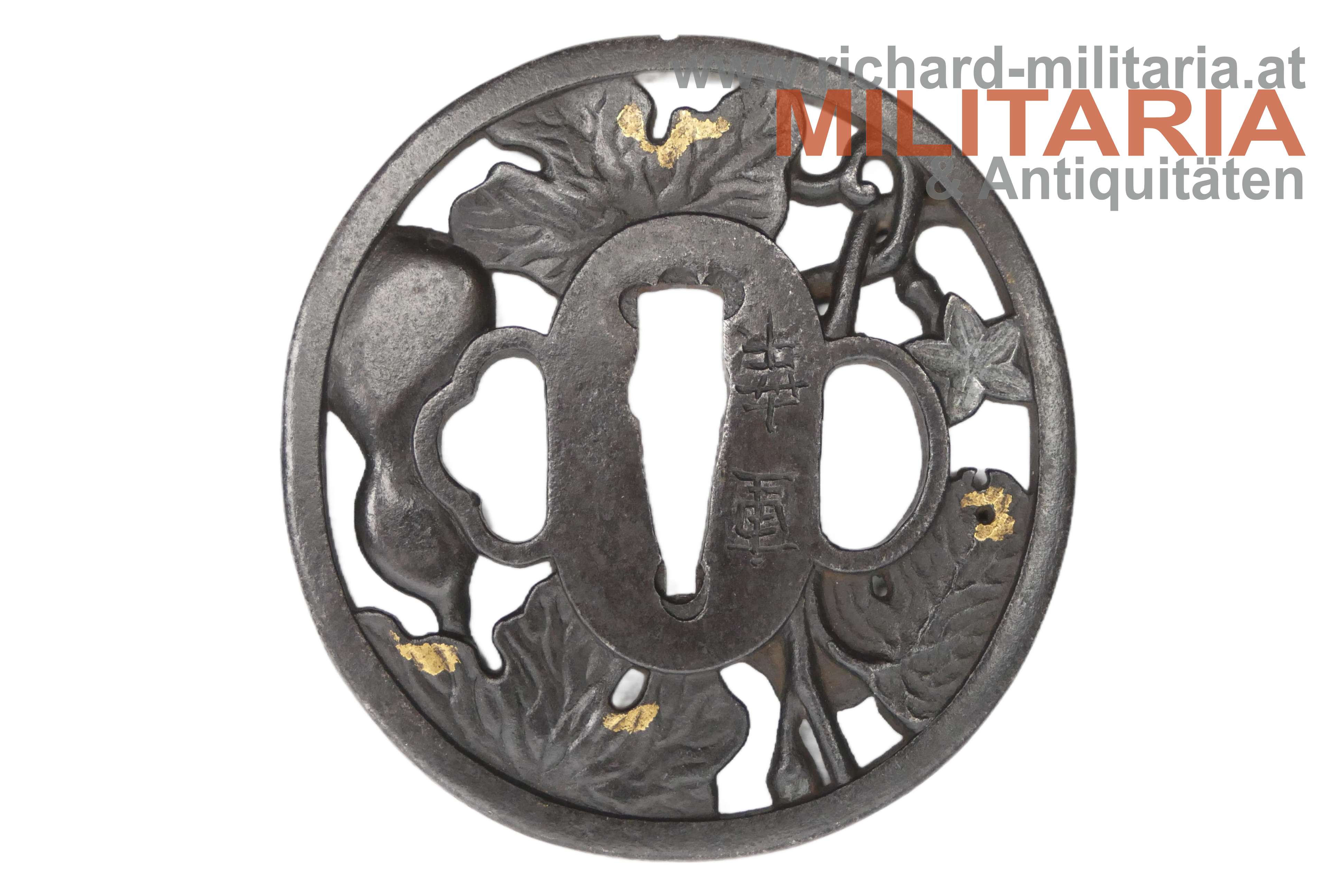 Japan - tsuba Shigeyuki (重之) - 1804-1818