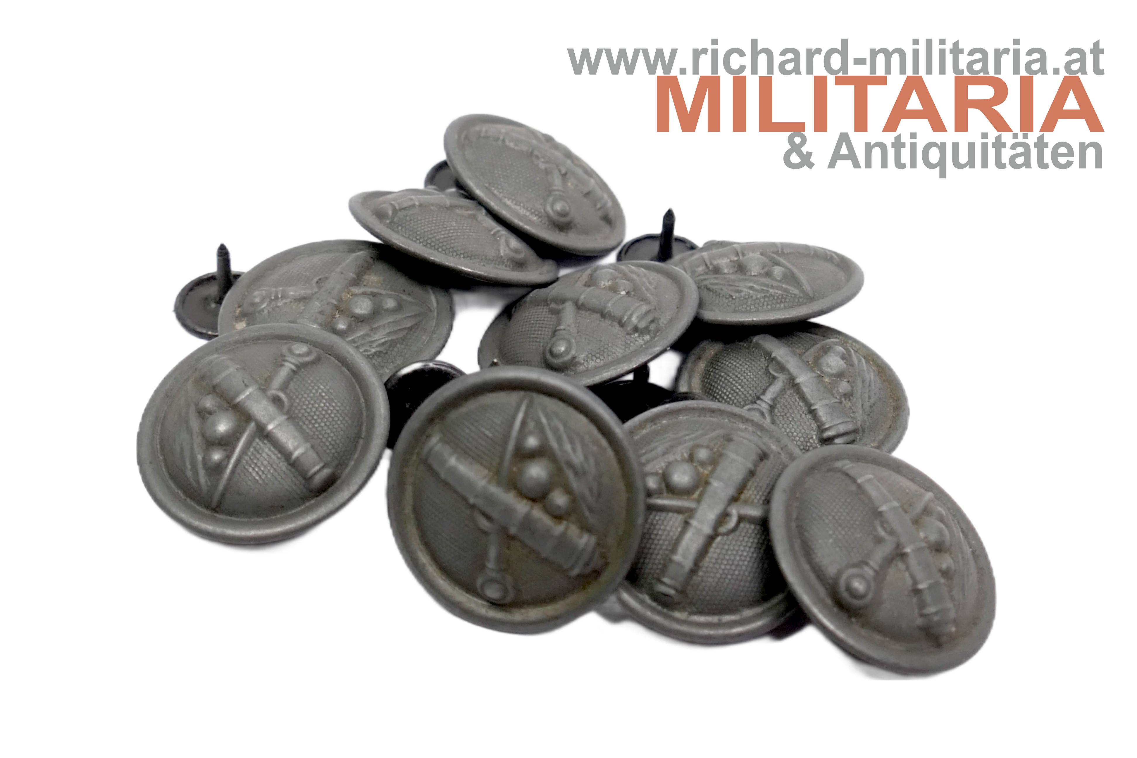 k.u.k. Artillerie-Knöpfe - feldgrau - FELDMÄSSIGE ERSATZKNÖPFE