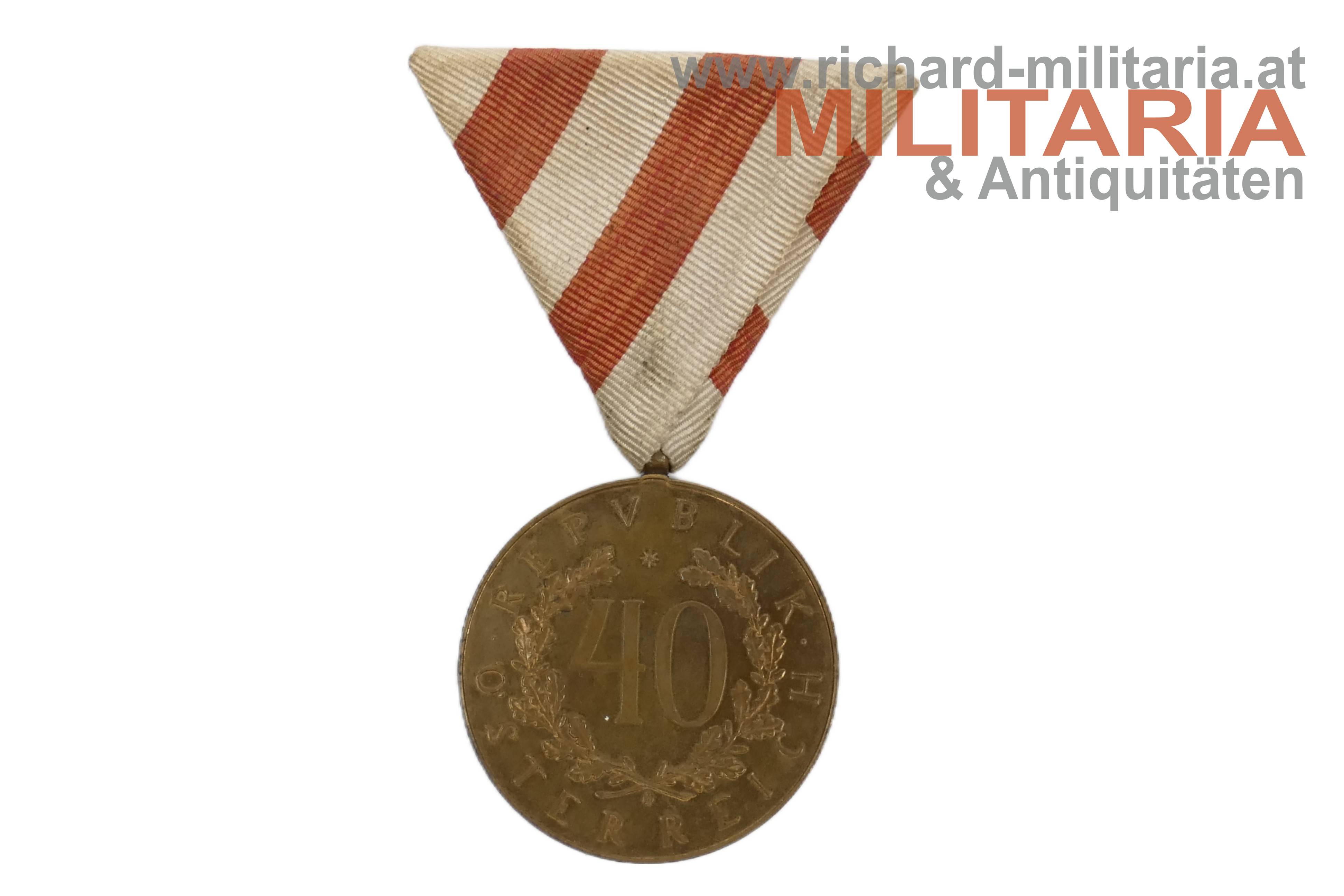 1. Republik Österreich - Für vierzigjährige Treue Dienste