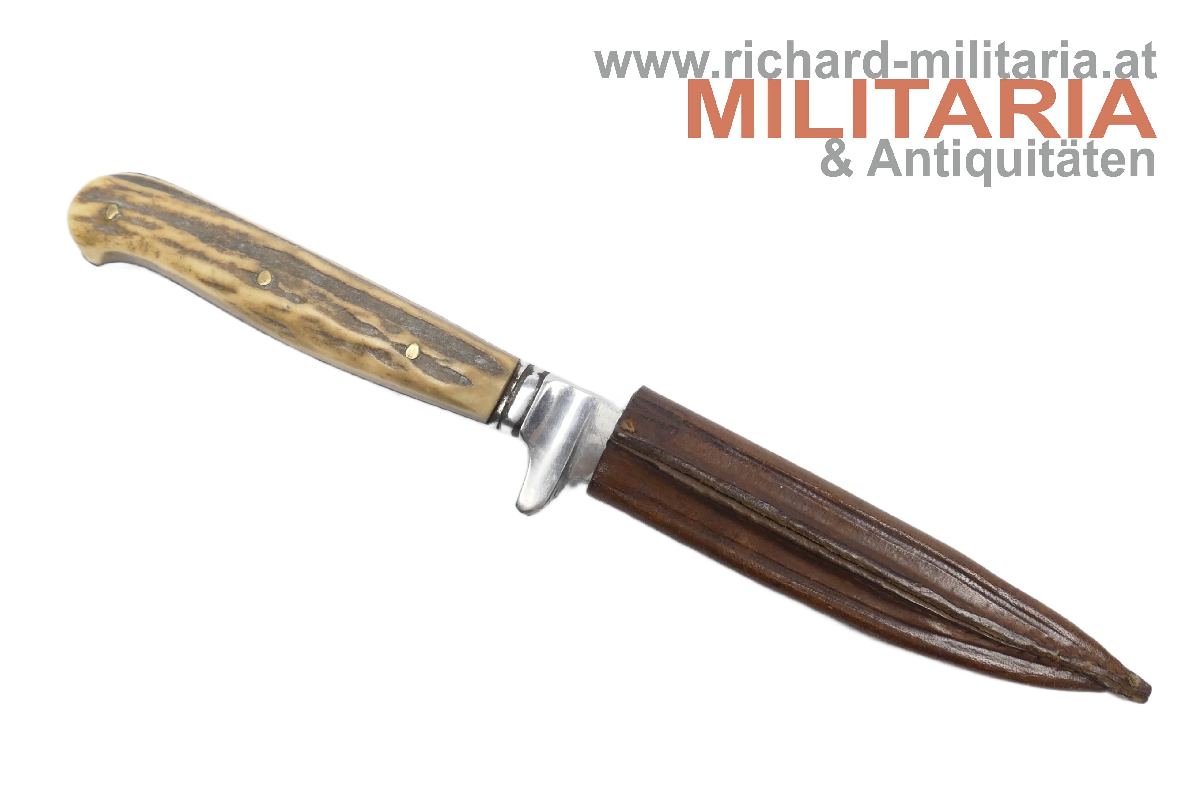 Jagdnicker mit Lederscheide