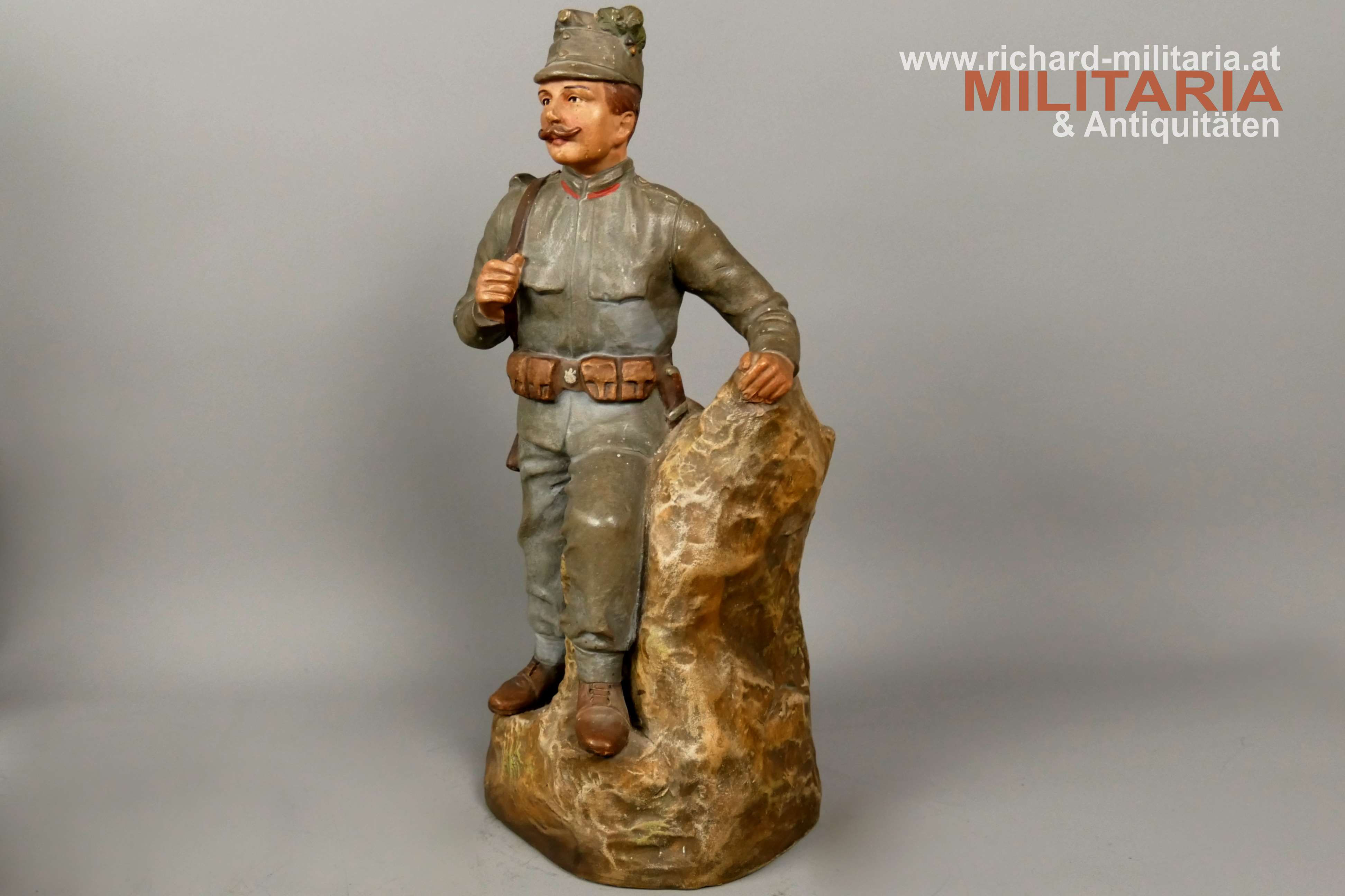 k.u.k. patriotische Vase - Infanterist