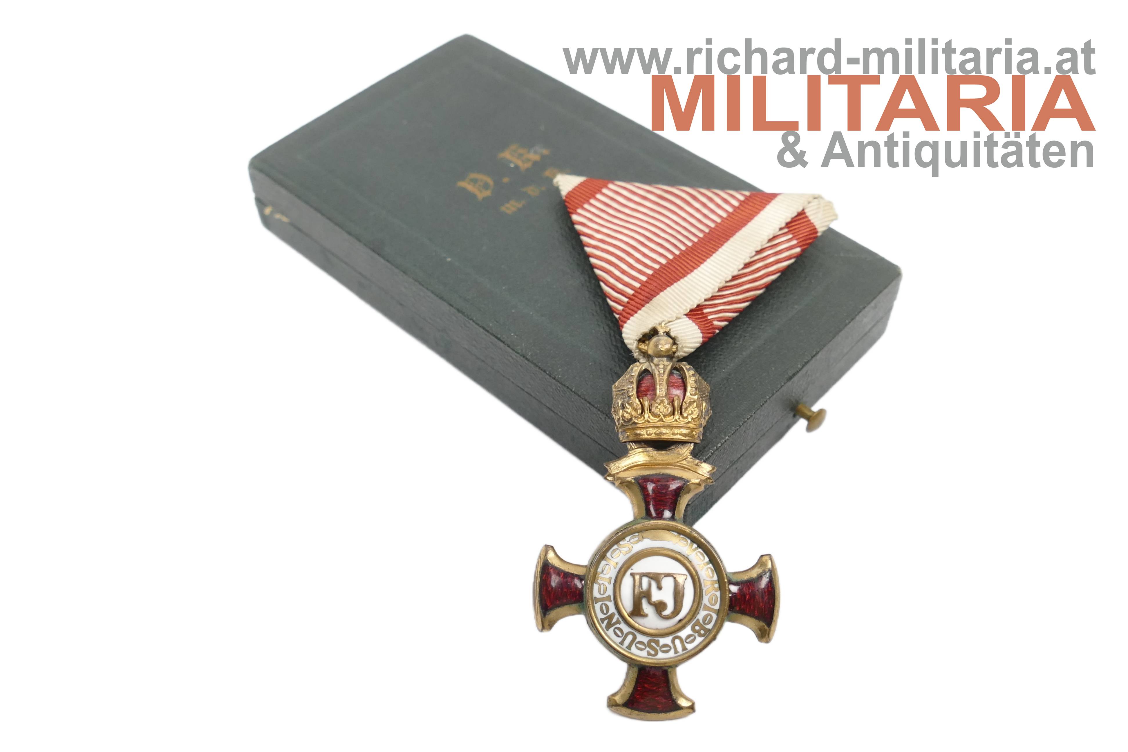 k.u.k. Goldenes Verdienstkreuz mit der Krone im Etui - Kunz